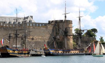 Visit Etoile du Roy